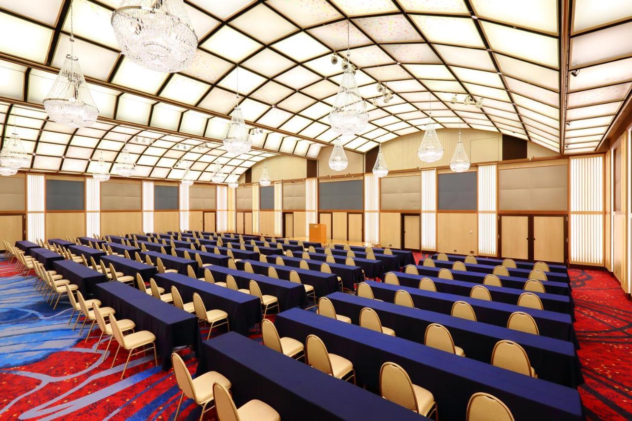 Hotel Tokyo Garden Palace Bagian luar foto